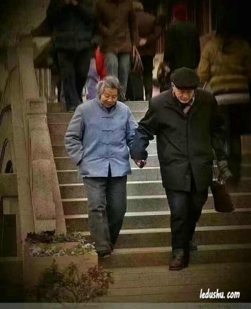 中年的你，敢关机吗？