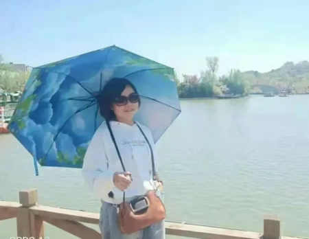 黄自芳/总有一段时光是无声的