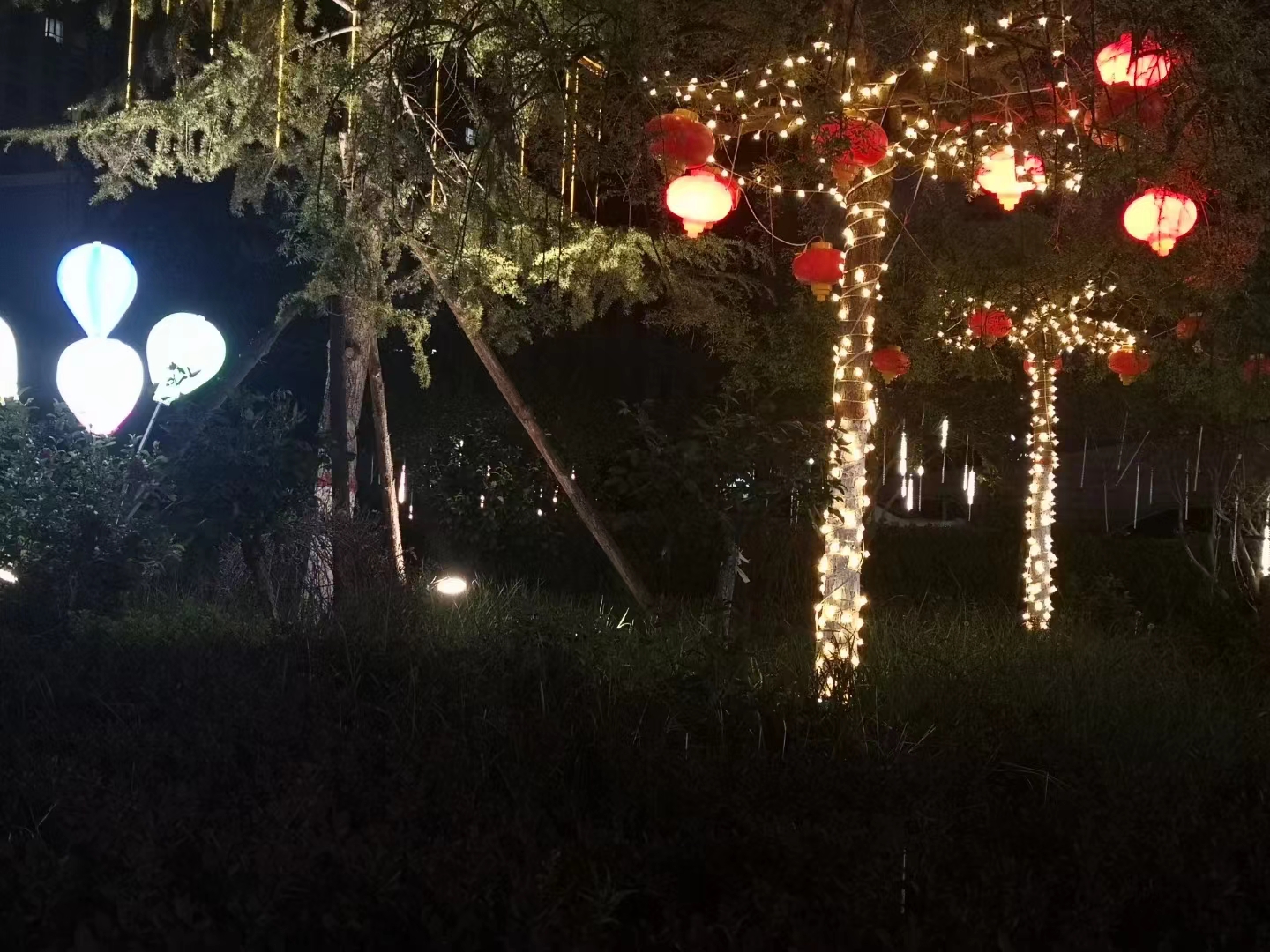 七绝.桃园向晚