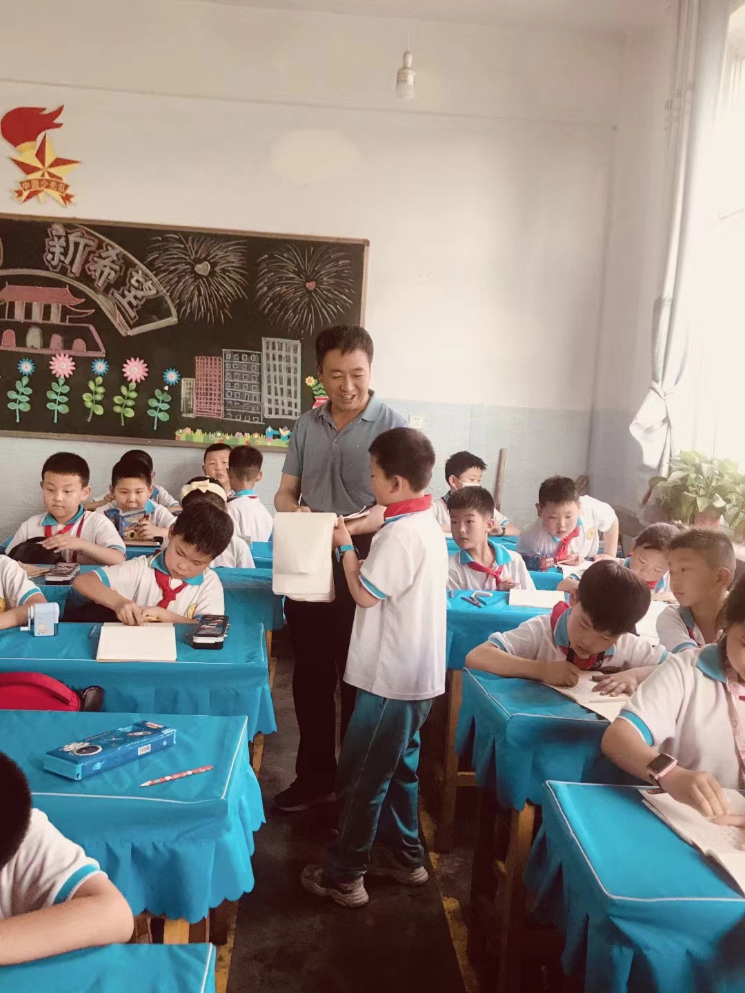 七绝.社团活动受聘书法辅导有感