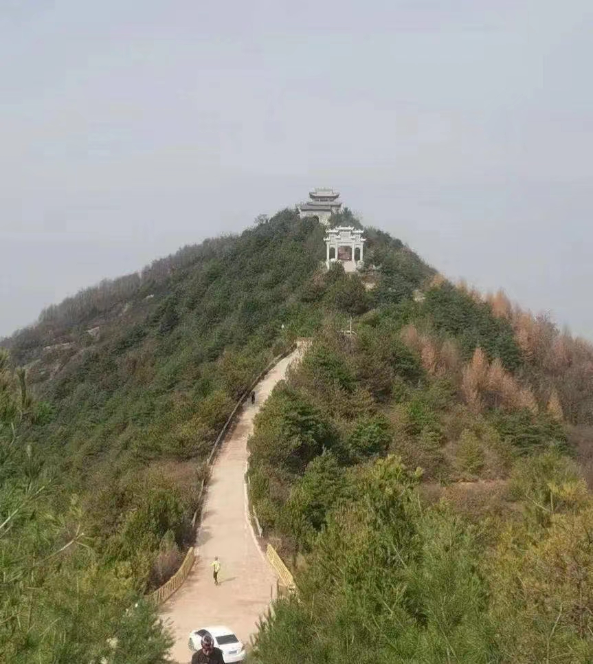 登神农山（老年大学课堂限题限韵诗）
