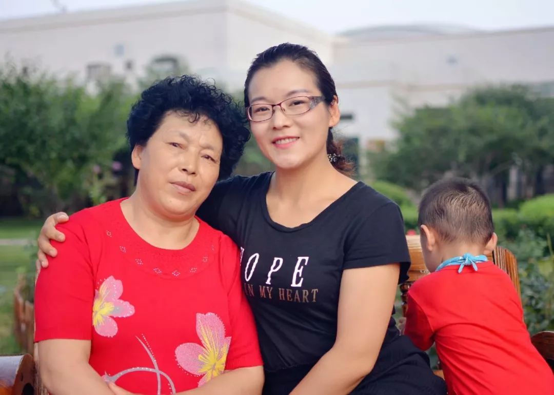 王托弟/ “天这么黑了，我的娃咋还不回来？”