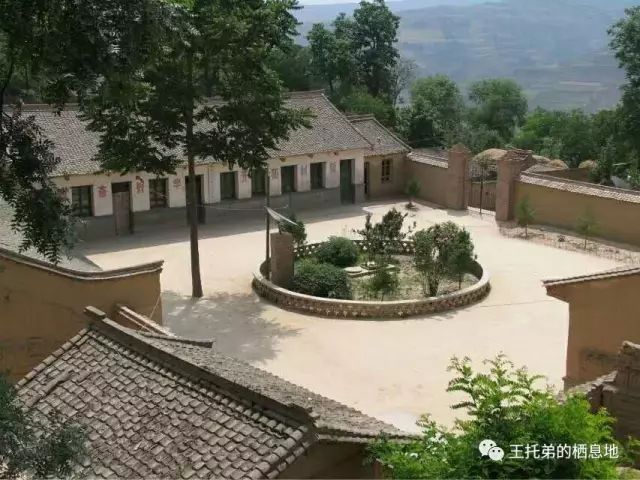 【薛小玲/父亲与他的高洼小学】图1