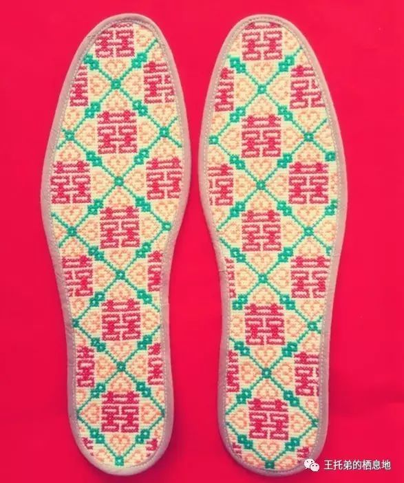 【蔡金喜/我的姑姑和她的刺绣（致敬所有勤劳善良的黄土地女人）】图1