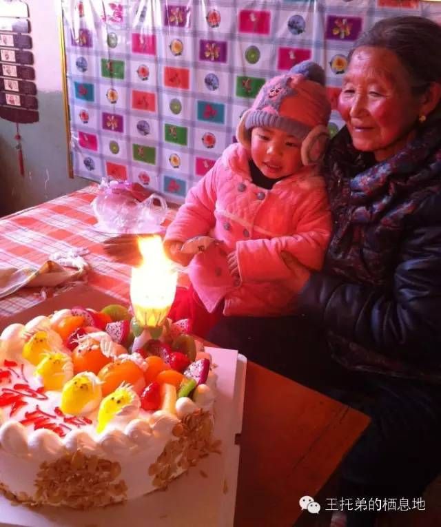 【杨亚妹/母亲节，一篇小文献给母亲，愿天下所有的母亲老有所养，福寿安康！】图2