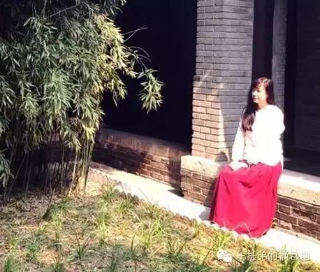 【沉香红/做自己的豪门】图1
